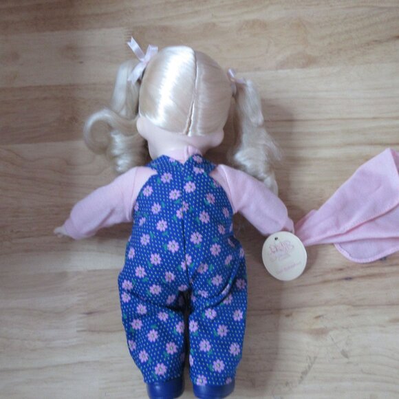 Precious Moments 12" Doll - Cindy with Blanket Vintage 1996 # 1441 - Picture 7 of 7